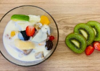 Kết hợp sữa chua với hoa quả để tăng hiệu quả giảm cân